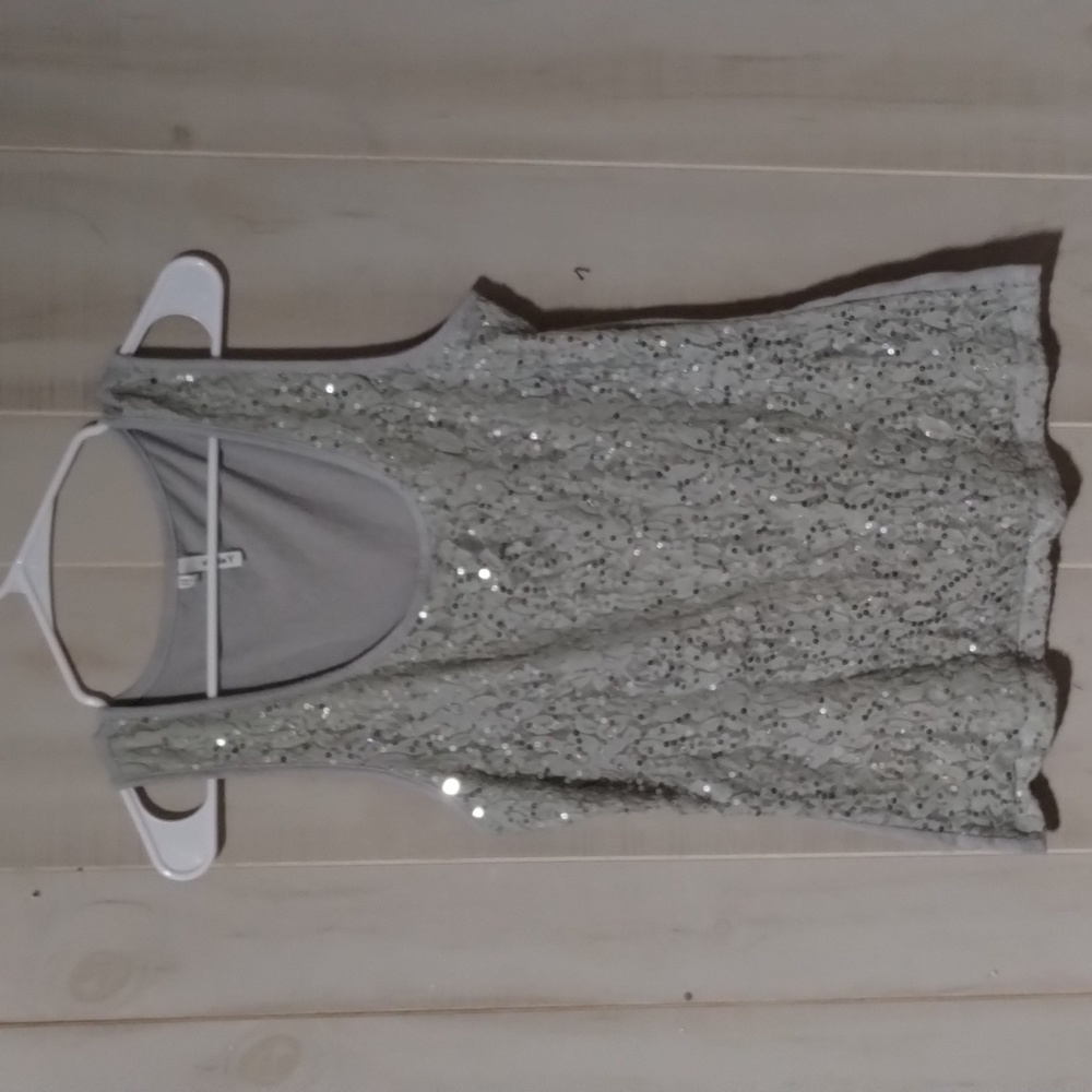Studio Y shirt very nice